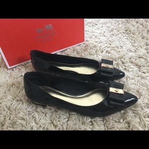 Coach black patent leather ballet flat shoes
